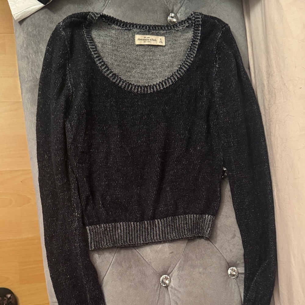 Abercrombie and Fitch Black and Gray Sweater